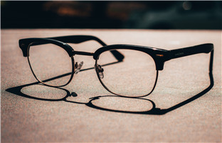 Can Myopia Offset Presbyopia?