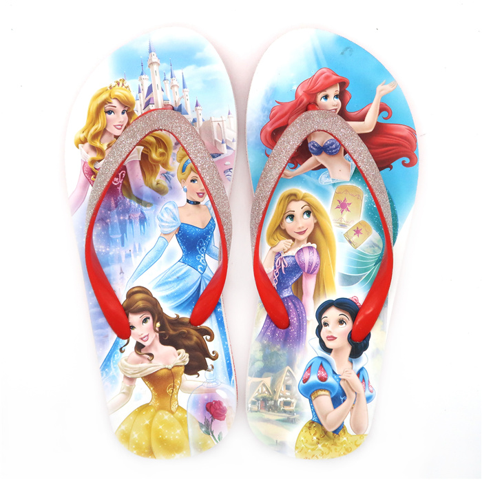 zapatillas de dise&ntilde;o de Disney