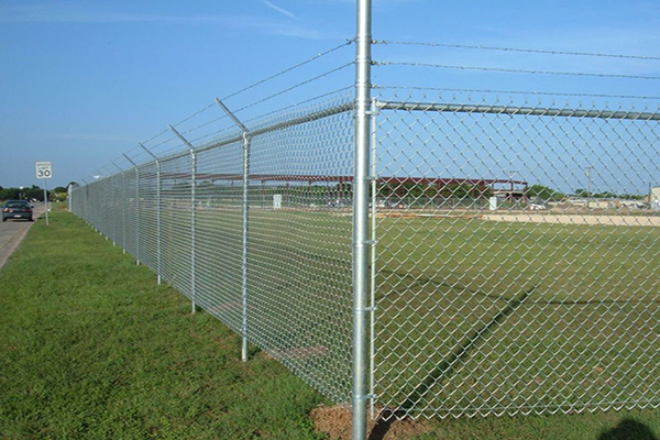 chain link fencing (10)