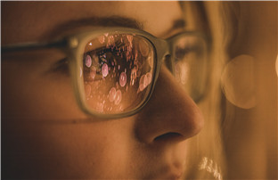 Do You Know the Reason and Treatment of Uncomfortable Wearing Glasses?