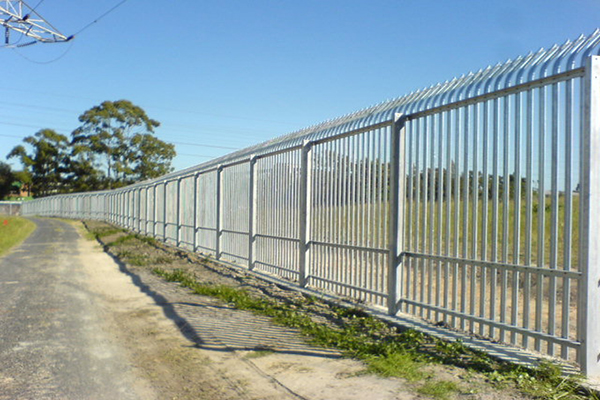 Bent Top Palisade Fence