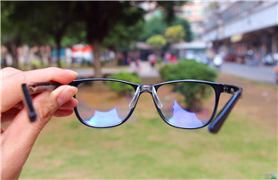 What is the Harm of Blue Light and the Working Principle of Blue Light Glasses?