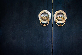 Do you know the novel use of the wall hook?