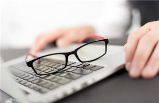 Will Anti-blue Lenses Cause Vision Loss?