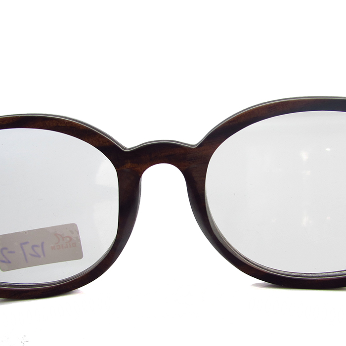 Wooden reading glasses