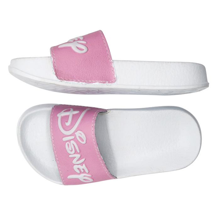 Zapatilla con logotipo de Disney en la parte superior