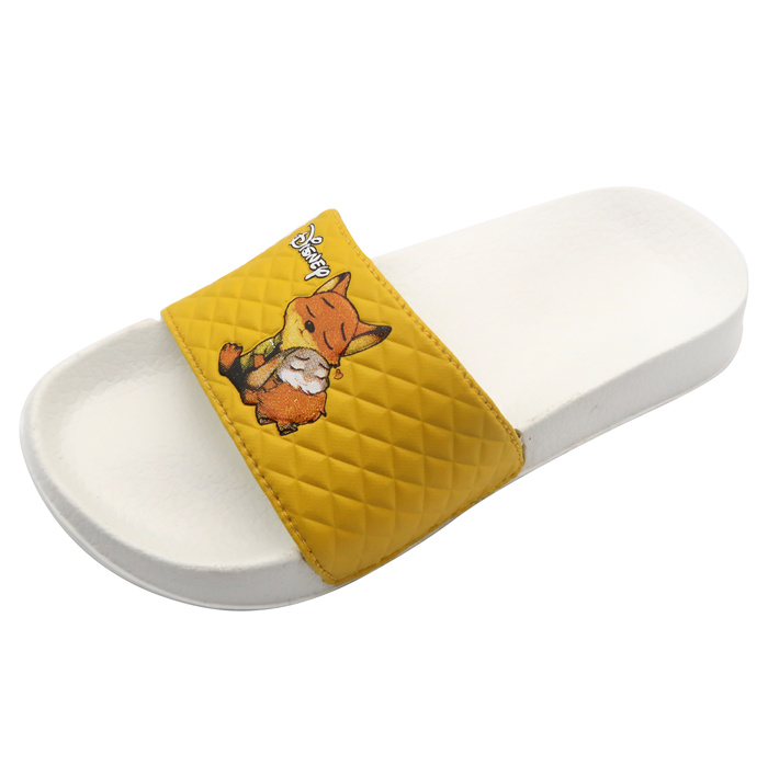 zapatillas de dise&ntilde;o de Disney