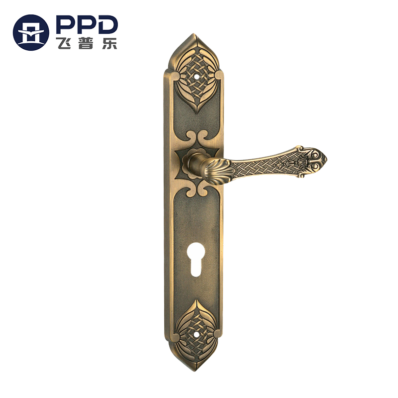 LS26 Classic Antique Brass Vintage Kitchen Door Handles