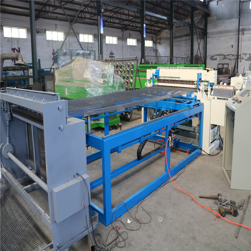 full automatic welded wire mesh machine to Korea