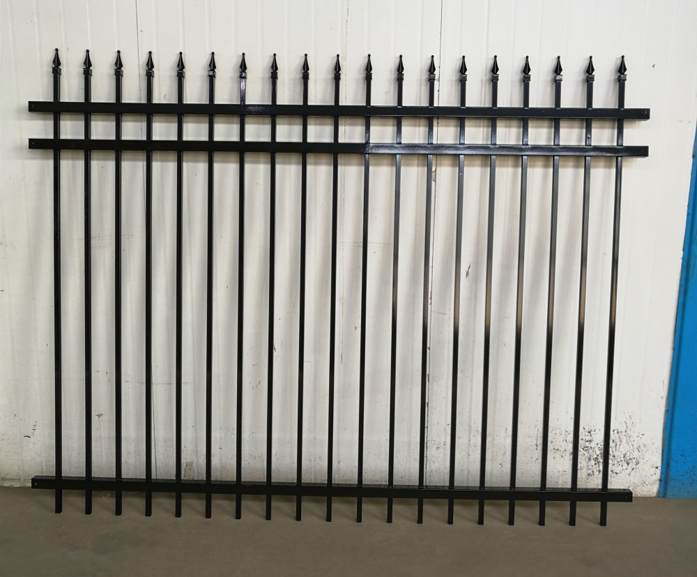 Spearhead Top Iron Fence