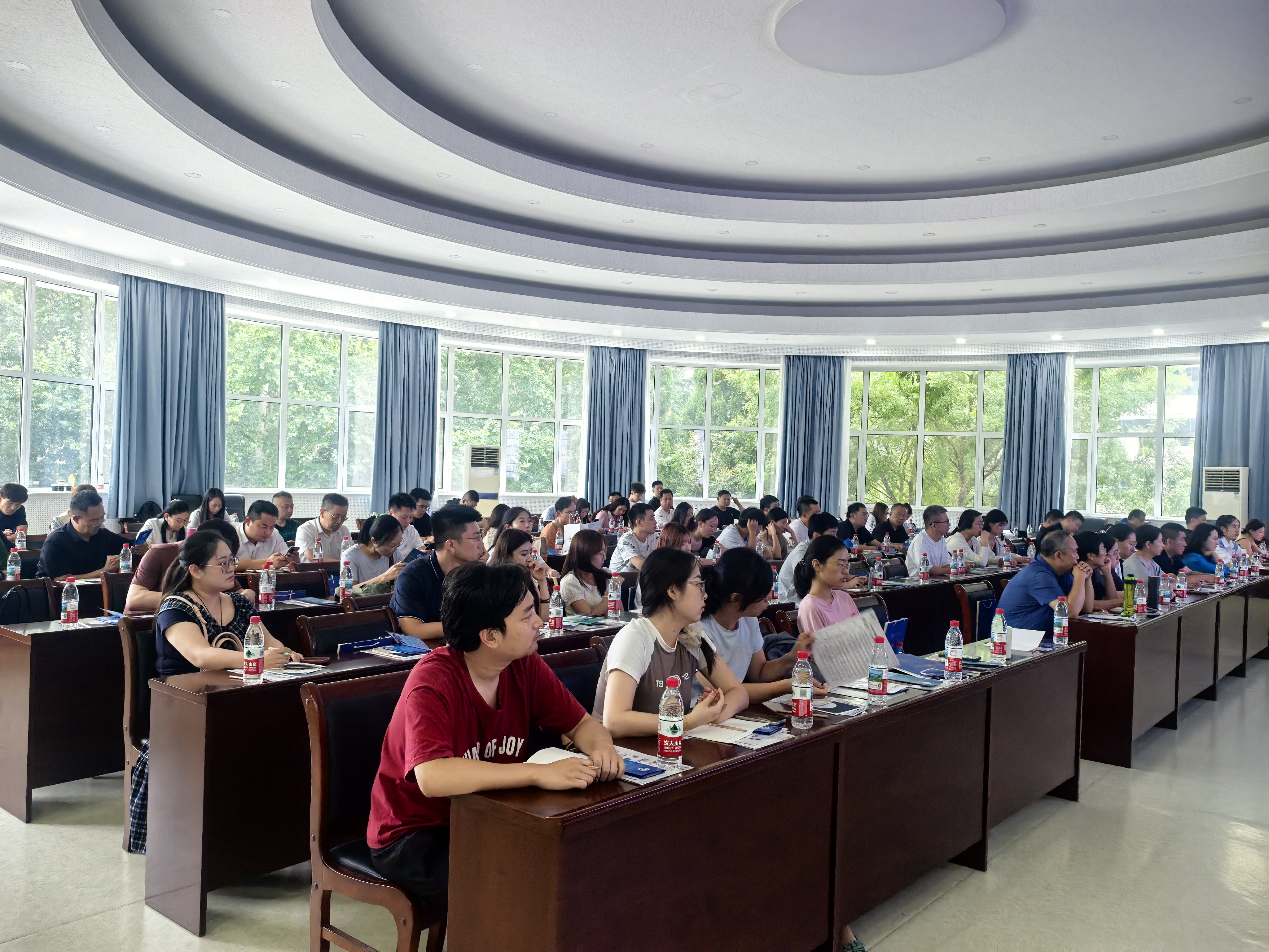 7690a7353f549cc8654fe00a483054f