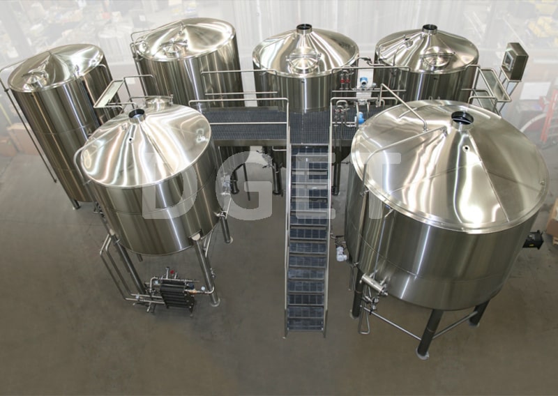 4-VESSLES BEER BREWHOUSE