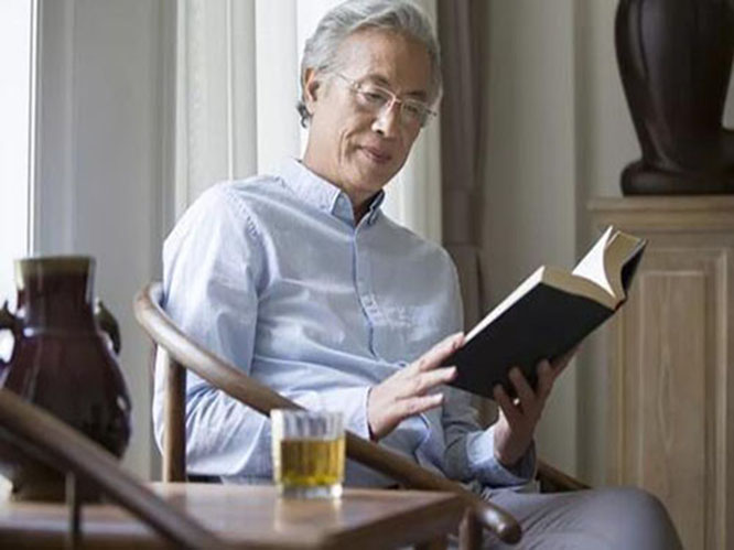 symptoms of presbyopia ----check if you are presbyopia！