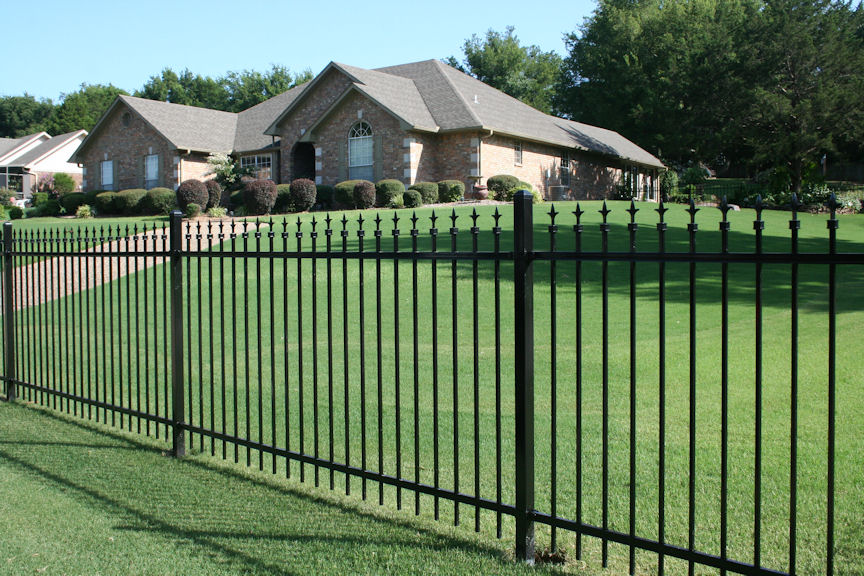 Spearhead Top Iron Fence