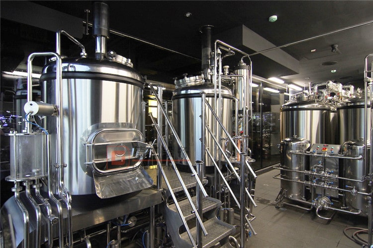 2-VESSLES BEER BREWHOUSE