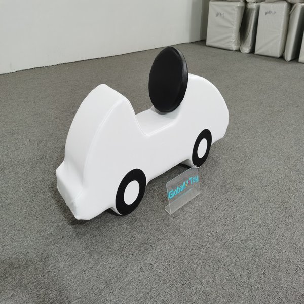 soft-play-car-toy-white-safe-indoor-playground-distributor soft-play-car-juguete-blanco-seguro-parque-interior-distribuidor