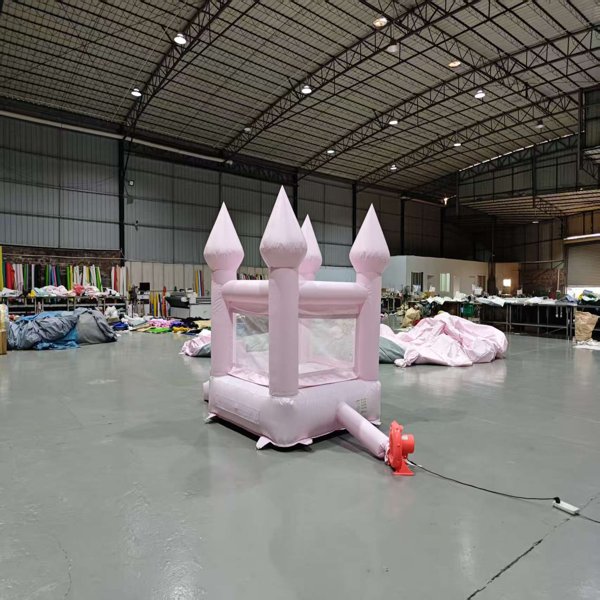 kids-bounce-castle-pink-soft-play-safe-design-party-supplier proveedor-de-fiestas-de-diseño-seguro-para-juego-suave-rosa-castillo-de-rebote-para-niños