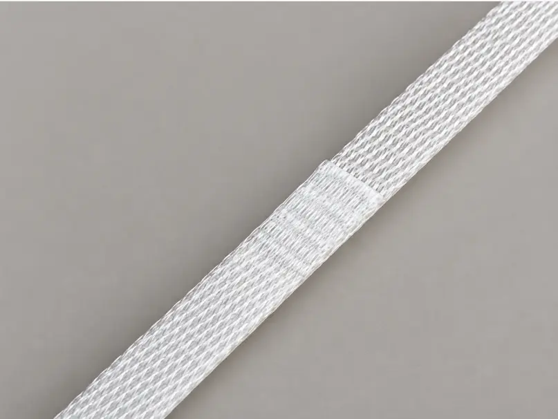 Heat-Sealed PP Strapping Joint ข้อต่อปิดผนึกด้วยความร้อนบนสายรัด PP ทอสีขาว