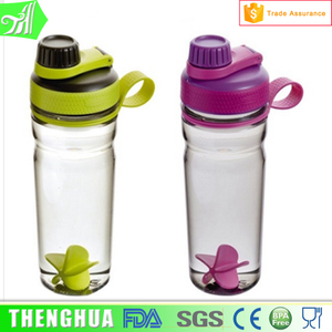Large Plastic Shaker Protein Powder Shaker Bottle with Ball