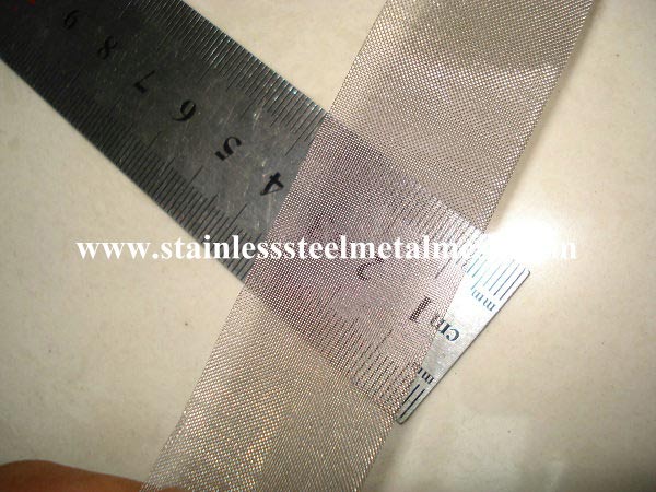 Stainless Steel Wire Mesh Slitting Services