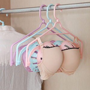 Factory Sell Competitive Price Unique Design Antislip Underwear Plastic Hanger