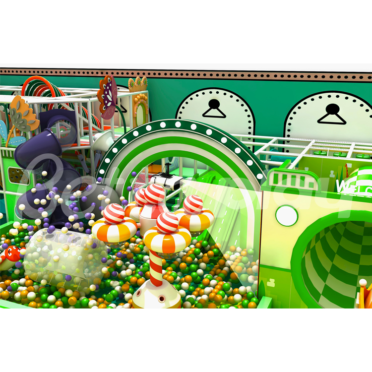 крытая игровая площадка