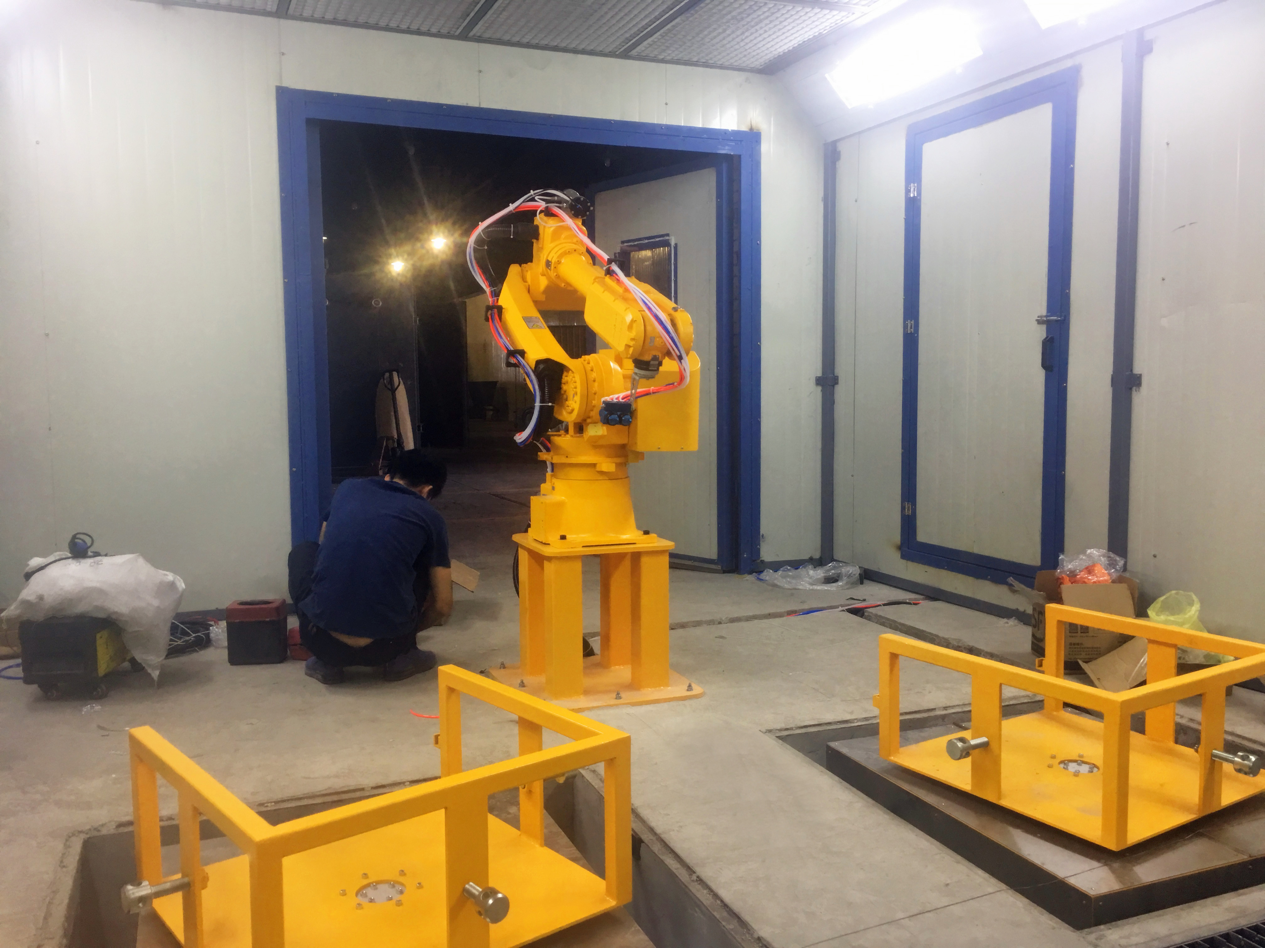 automatic spray arms