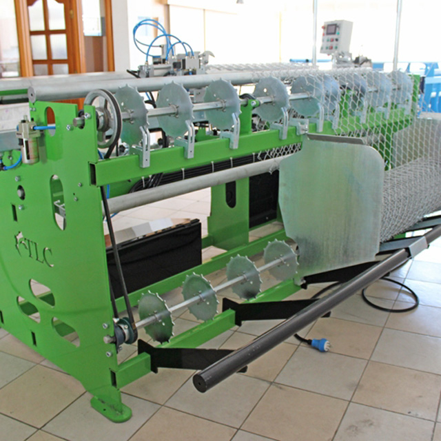 Chain Link Fence Machine