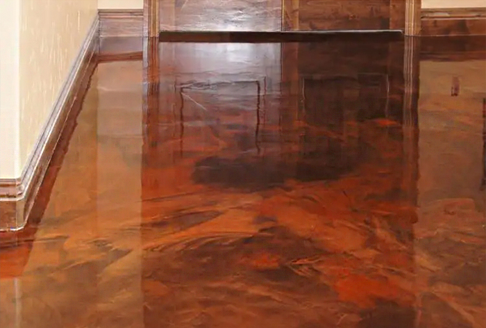 Samopoziomująca metaliczna farba epoksydowa do podł&oacute;g 