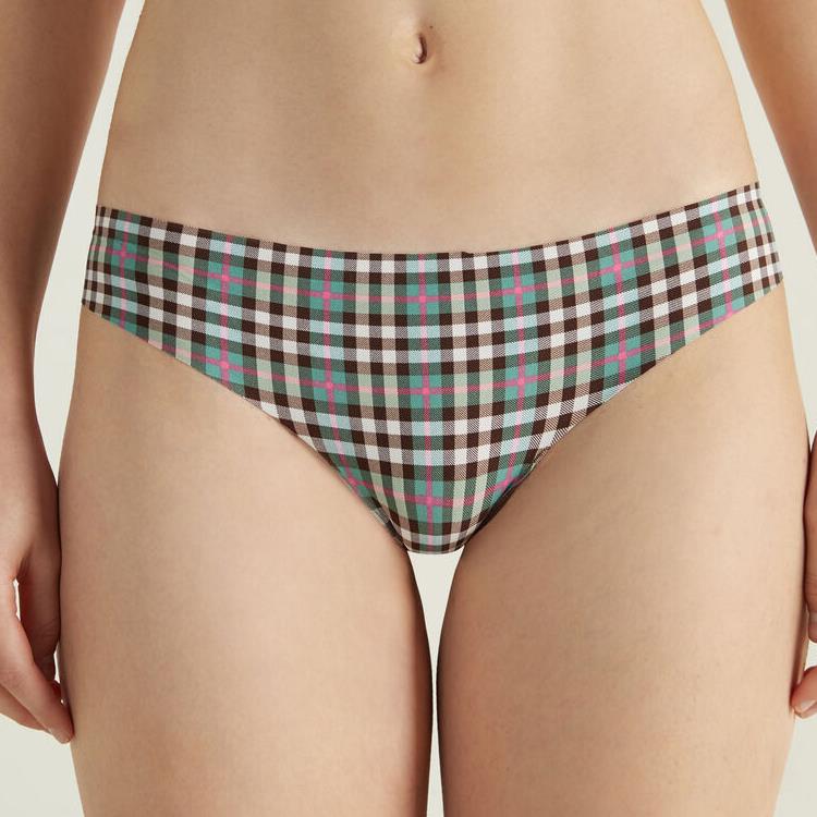Online herkennen en kopen voor dames ondergoedmaten