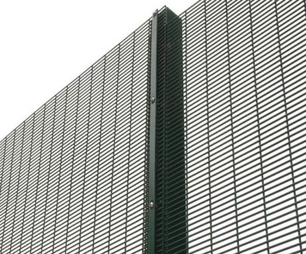 china 358 mesh fencing