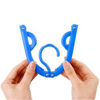  13753 Travelsky Wholesale Flexible Custom Logo Travel Foldable Universal Plastic Adjustable Clothes Hanger