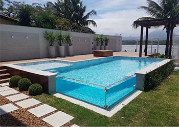 L-type acryl-zwembad