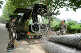Razor Wire Trailer Deployment System