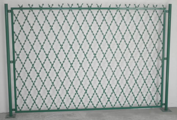 Zhengyang ‘s Welded Razor Wire Mesh Is Selling “Like Hotcakes”