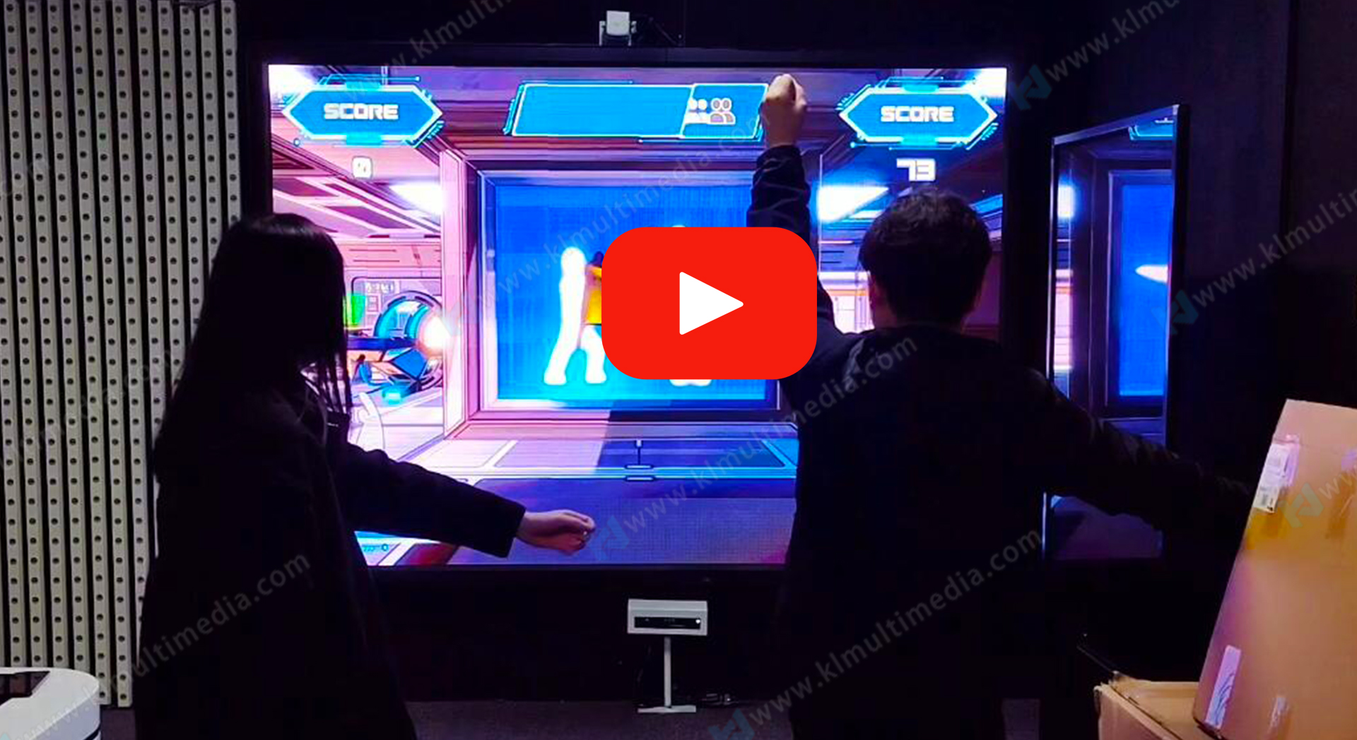 فيديو لعبة ثقب في الجدار