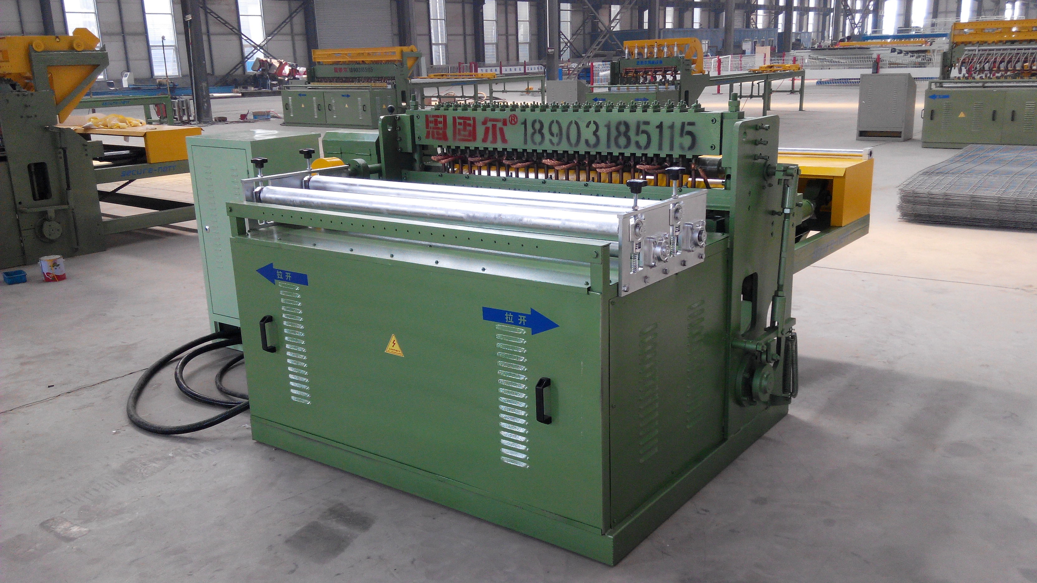 Automatic building wire mesh welding machine