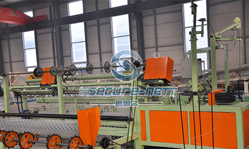 Fully Automatic Diamond Mesh Chain Link Fence Machine