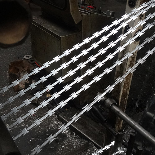 Essential in Military Bases--Welded Razor Mesh Wire