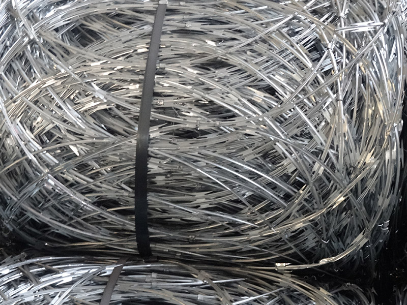 Flat Wrap Razor Wire
