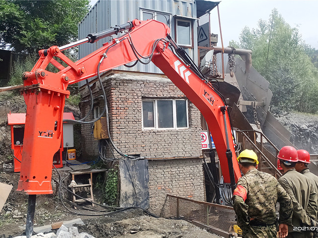 Budowanie przyszłości: jak globalna infrastruktura napędza popyt na hydrauliczne kruszarki skał