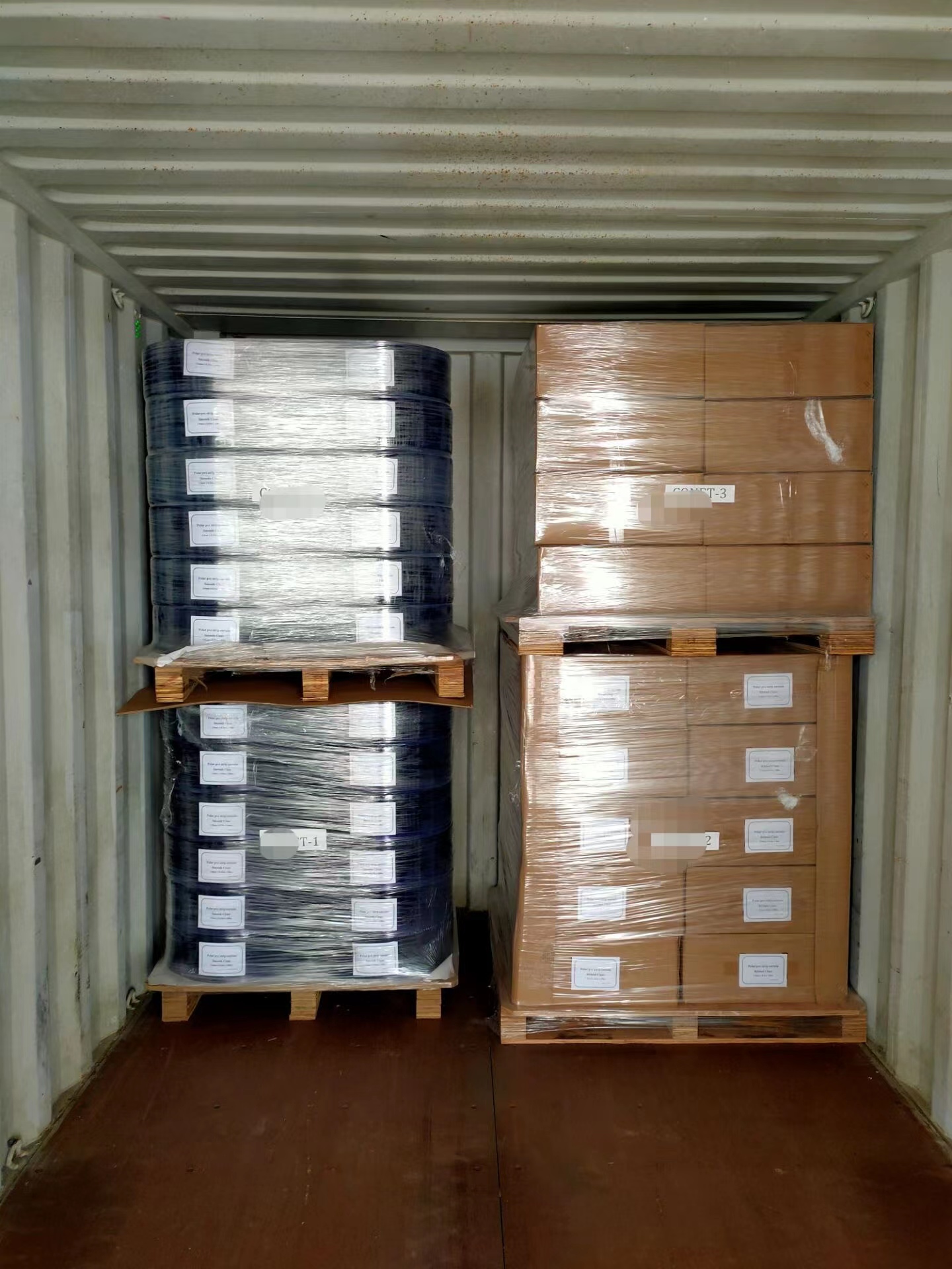 pemuatan tirai vinil 