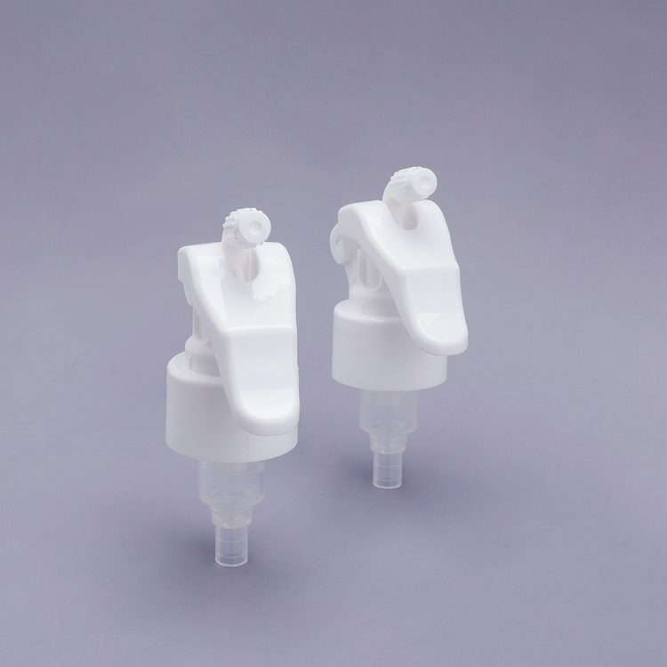 Échantillon gratuit résistant aux produits chimiques 28/410 tout en plastique Mini pulvérisateur à gâchette Mini pulvérisateur à gâchette blanc 