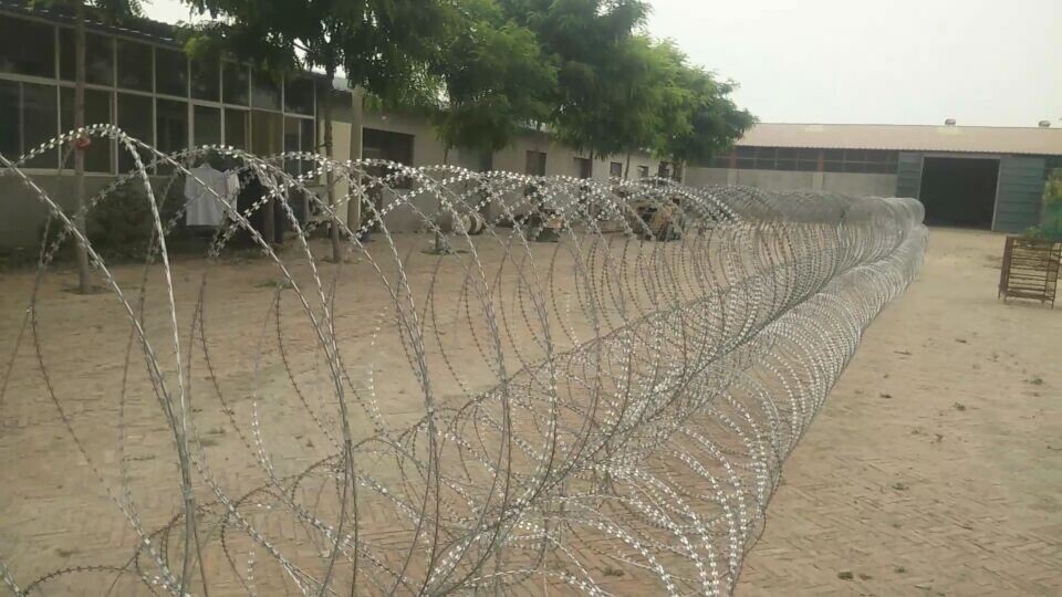 The Most New Crowd Control Rapid Deployment Barrier