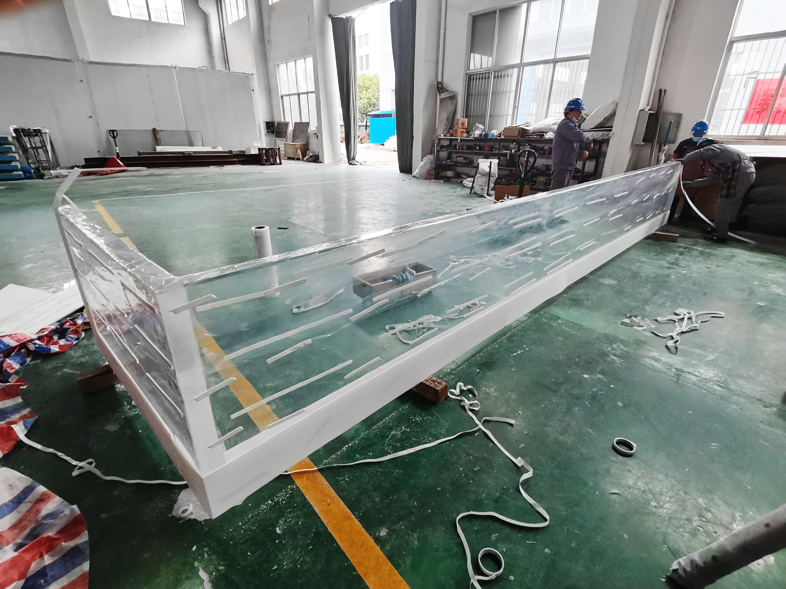 Piscines en L - choisir la forme de votre future piscine Suivez Leyu Aquarium Acrylique Factory - Leyu