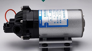 قطع غيار ماكينة شاشة الضباب - مضخة المياه