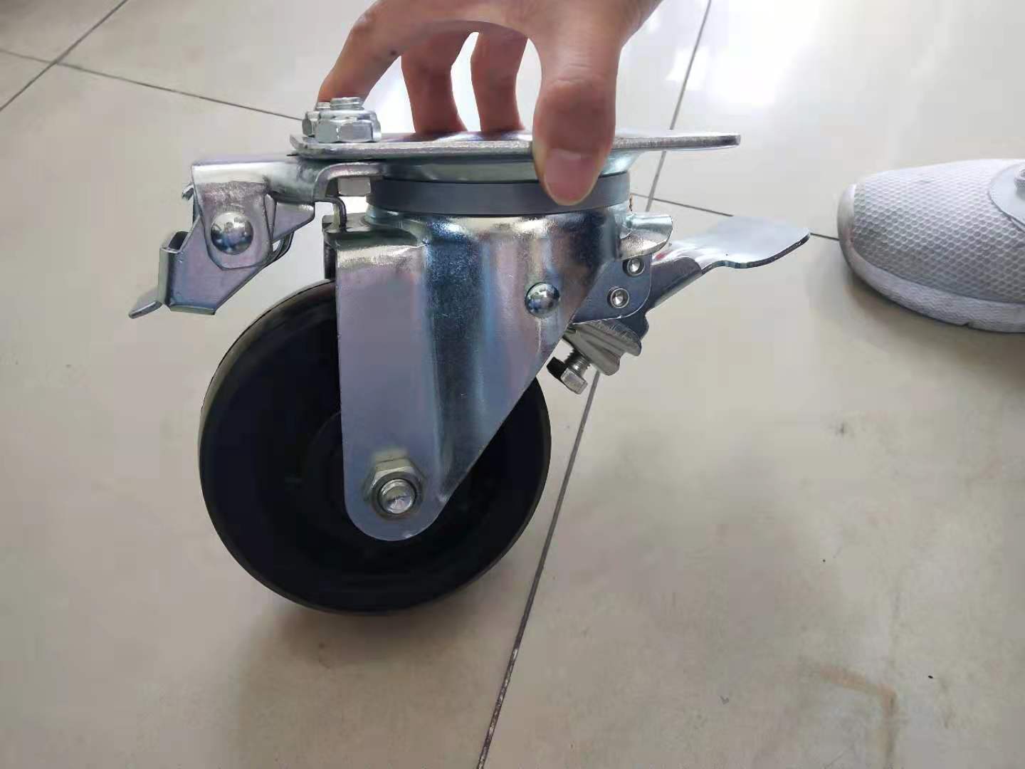 工业重型橡胶脚轮轮子