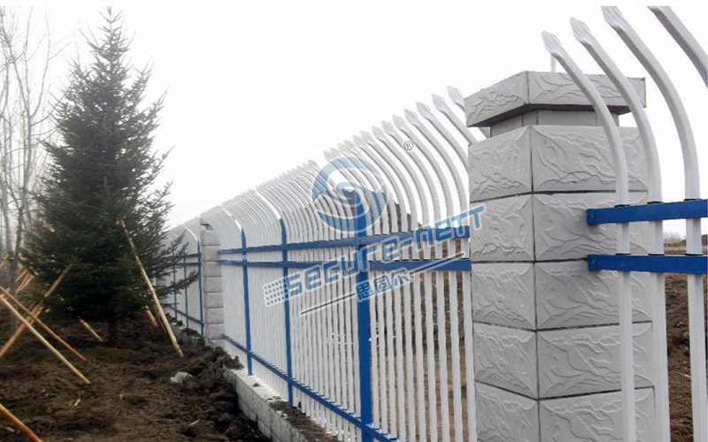 Extension Arms Steel Fencing