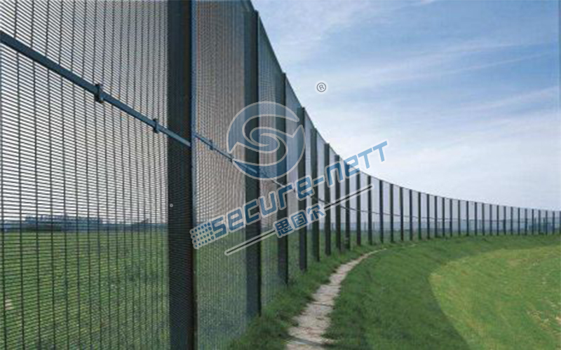 358-Security-Fencing4