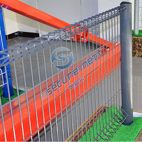 How to metal welded wire fencing